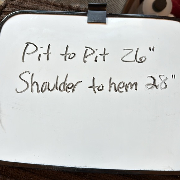 Made in Hawaii Men's Hawaiian Shirt with Wood Buttons, Gray/White, size XL - Picture 9 of 9